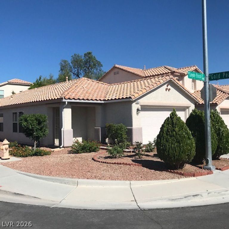 3955 Coyote Brush, Las Vegas, NV 89129