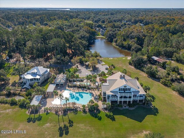 2 Woodland Ridge Circle, Beaufort, SC 29907