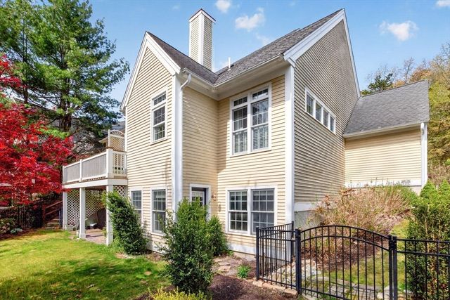 30 Barnswallow, Plymouth, MA 02360