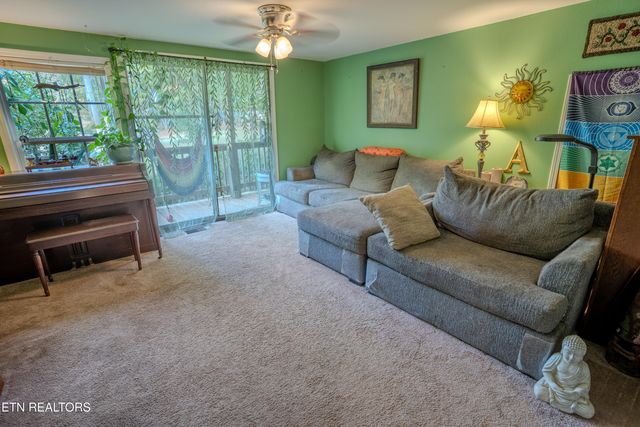 71 Lake Dr Drive, Crossville, TN 38572