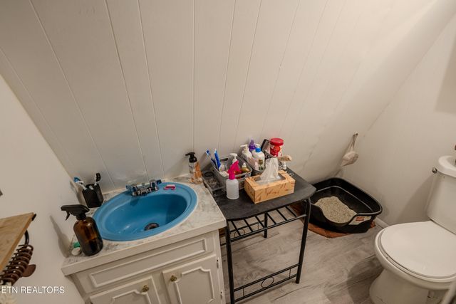 71 Lake Dr Drive, Crossville, TN 38572