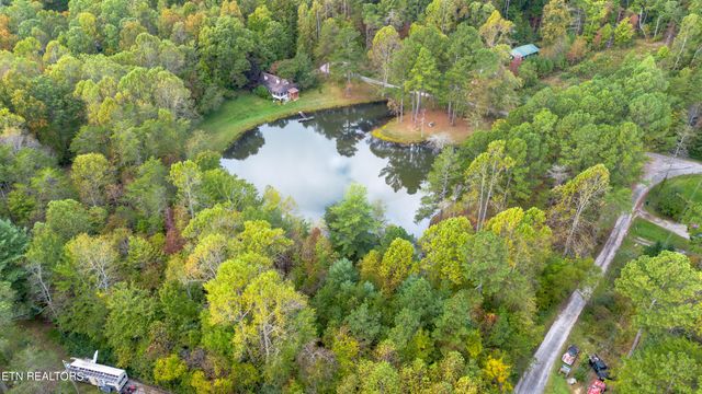 71 Lake Dr Drive, Crossville, TN 38572