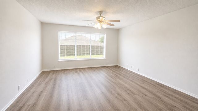 1407 Autumncrest Drive, Arlington, TX 76002