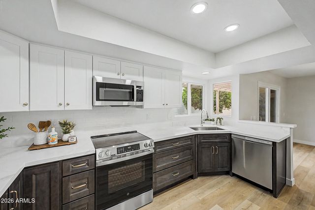 25848 S BEECH CREEK Drive, Sun Lakes, AZ 85248