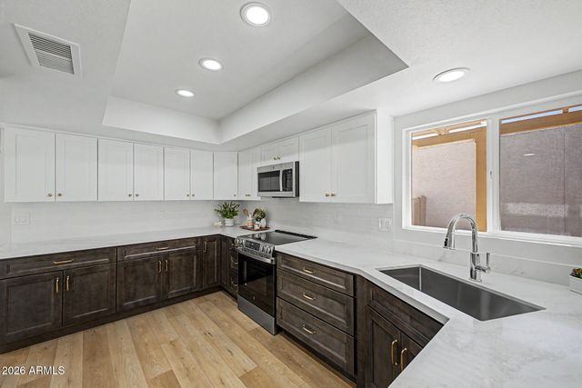 25848 S BEECH CREEK Drive, Sun Lakes, AZ 85248