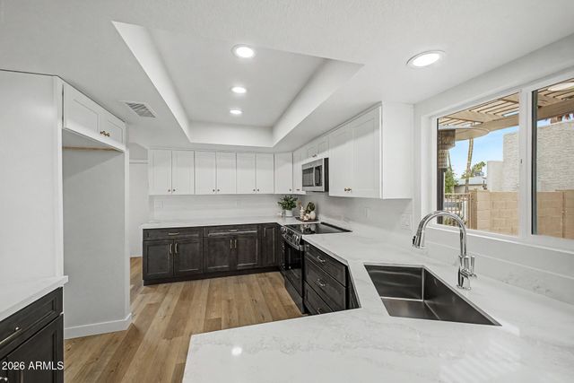 25848 S BEECH CREEK Drive, Sun Lakes, AZ 85248