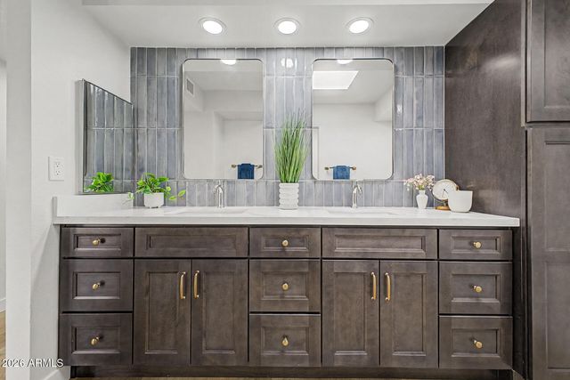 25848 S BEECH CREEK Drive, Sun Lakes, AZ 85248