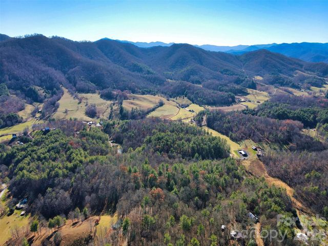 TBD Rocking Horse Trail, Burnsville, NC 28714