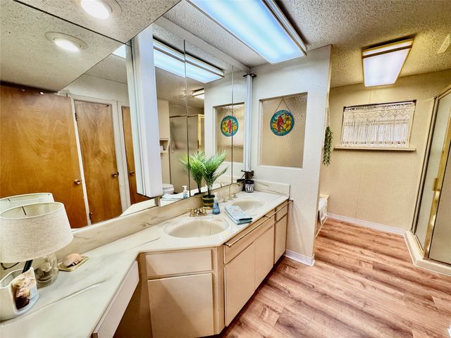 2013 Mill Creek Drive, Arlington, TX 76010