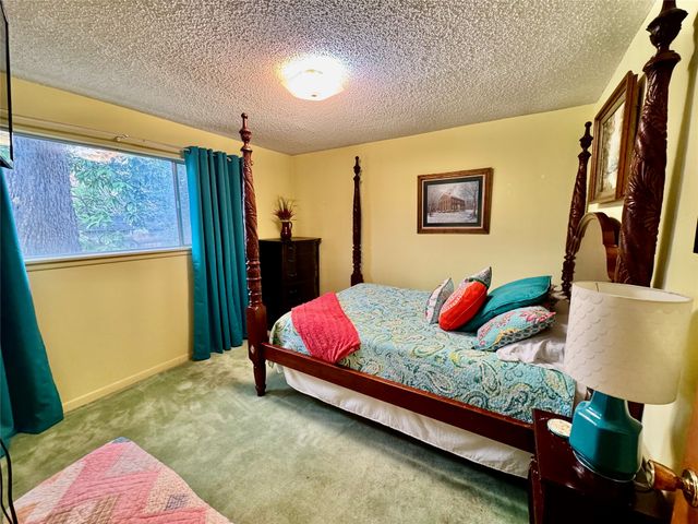 2013 Mill Creek Drive, Arlington, TX 76010