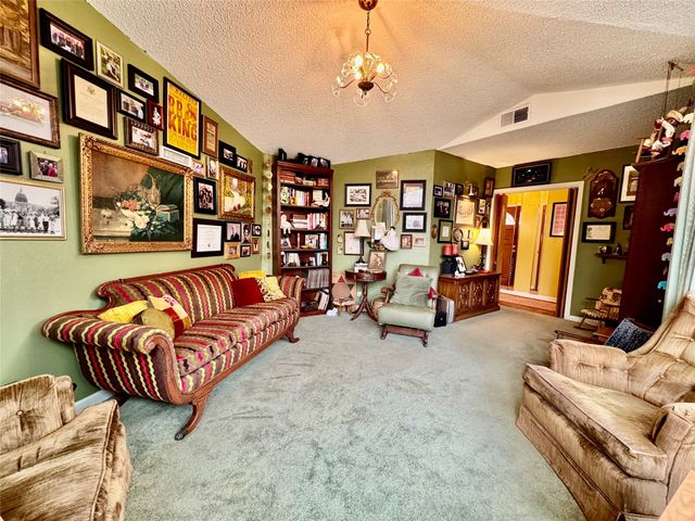 2013 Mill Creek Drive, Arlington, TX 76010