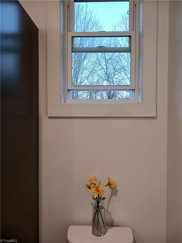 36 Lake Street, Sparta, NC 28675