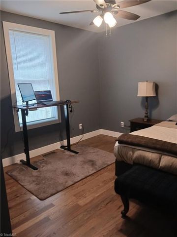 36 Lake Street, Sparta, NC 28675