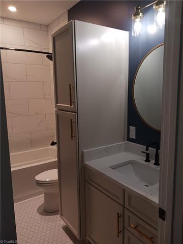 36 Lake Street, Sparta, NC 28675