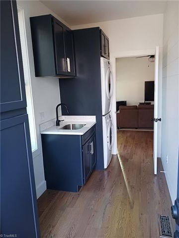 36 Lake Street, Sparta, NC 28675