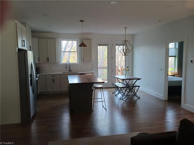 36 Lake Street, Sparta, NC 28675