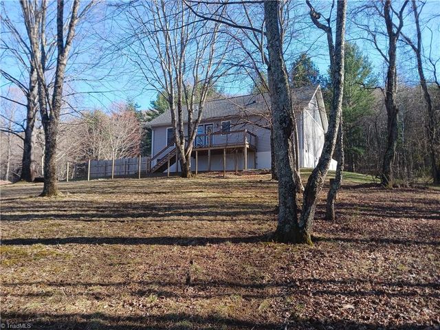 36 Lake Street, Sparta, NC 28675