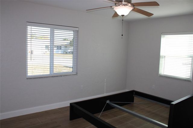 5984 47TH AVENUE N, Kenneth City, FL 33709