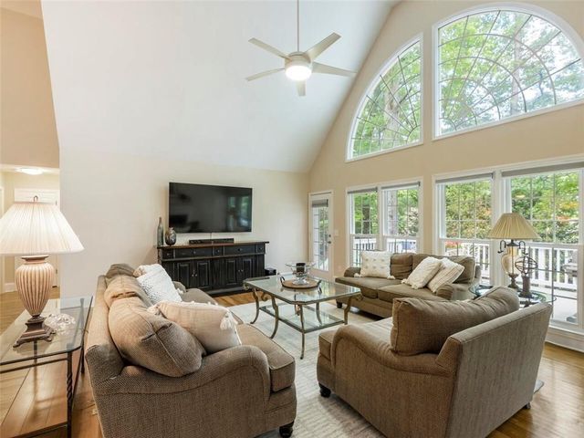 5075 Harbour Ridge Drive, Alpharetta, GA 30005