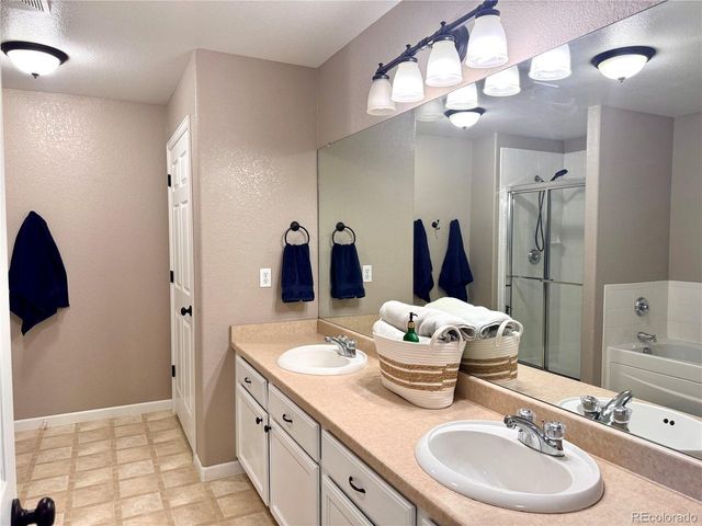 1501 Live Oak Rd, Castle Rock, CO 80104