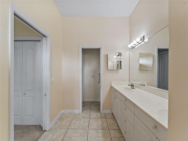 2189 LYNX RUN 2189, North Port, FL 34288