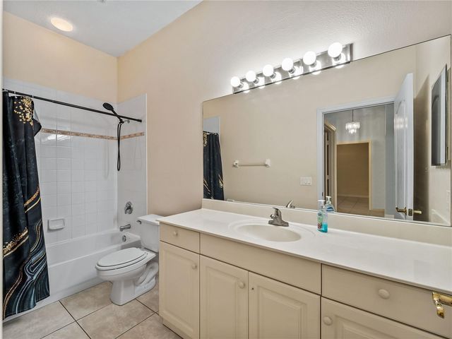 2189 LYNX RUN 2189, North Port, FL 34288