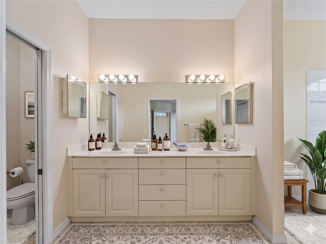 2189 LYNX RUN 2189, North Port, FL 34288