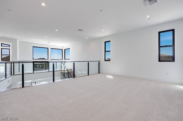 51 Parkwood Ridge Street, Las Vegas, NV 89138