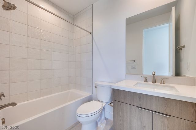 51 Parkwood Ridge Street, Las Vegas, NV 89138