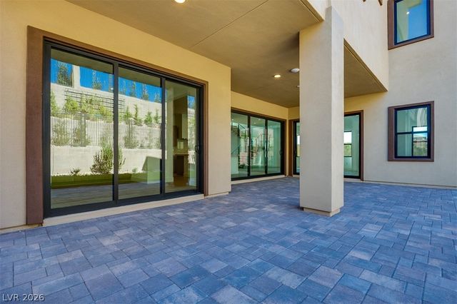 51 Parkwood Ridge Street, Las Vegas, NV 89138