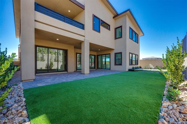 51 Parkwood Ridge Street, Las Vegas, NV 89138