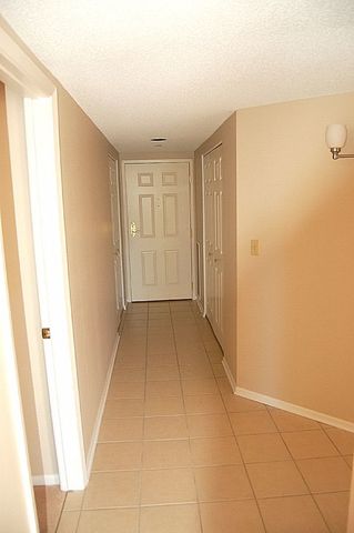 511 Aurora Avenue 418, Naperville, IL 60540