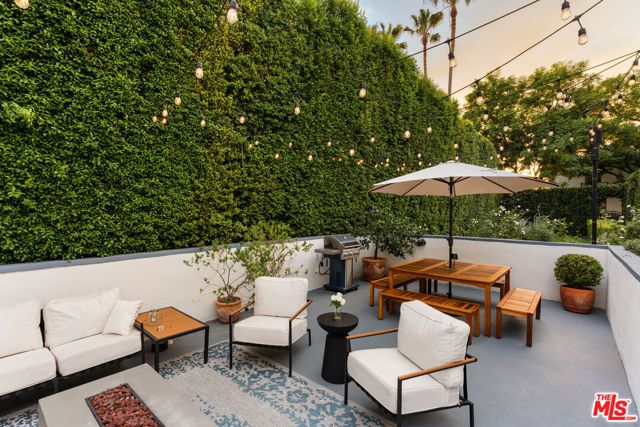 1270 N Hayworth Avenue, Los Angeles, CA 90046