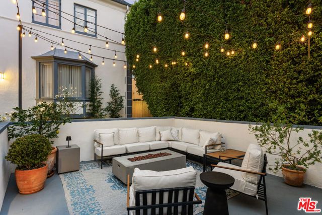 1270 N Hayworth Avenue, Los Angeles, CA 90046