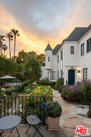 1270 N Hayworth Avenue, Los Angeles, CA 90046