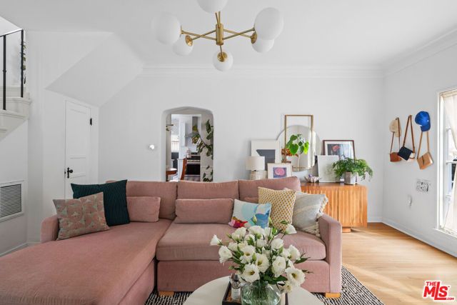 1270 N Hayworth Avenue, Los Angeles, CA 90046