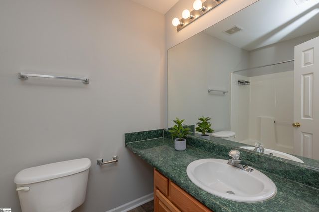 11 Seaside Lane, Greer, SC 29650