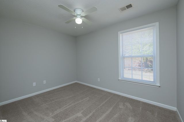 11 Seaside Lane, Greer, SC 29650