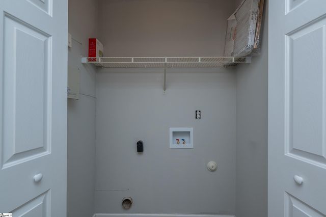 11 Seaside Lane, Greer, SC 29650