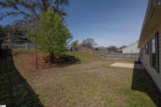 11 Seaside Lane, Greer, SC 29650