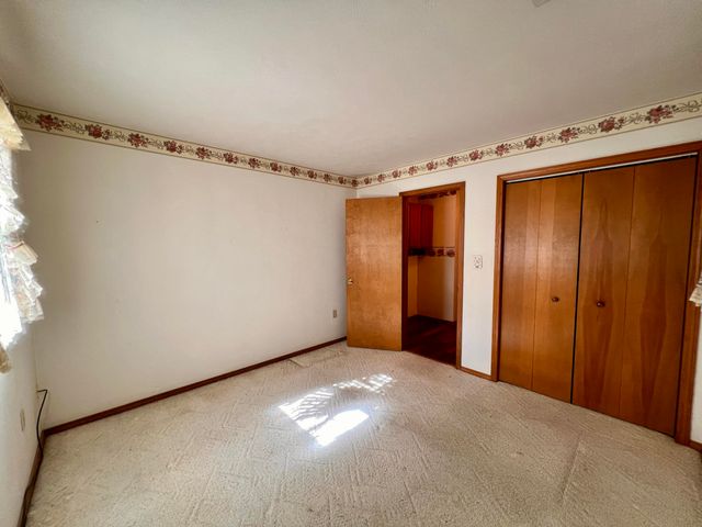 950 Skyline Drive, Forsyth, MO 65653