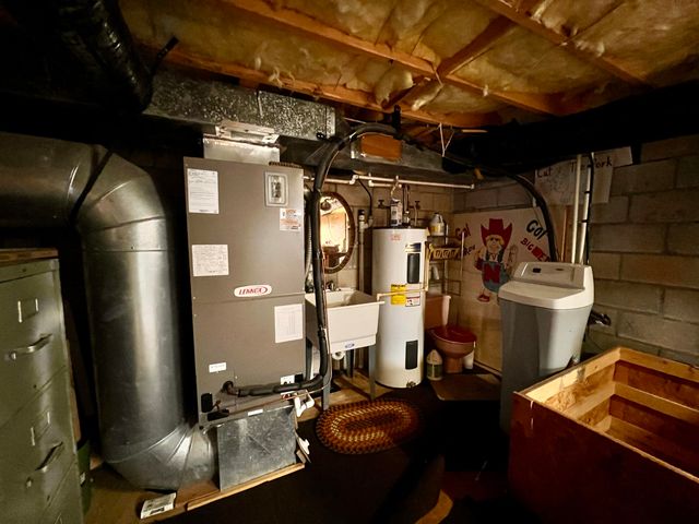 950 Skyline Drive, Forsyth, MO 65653