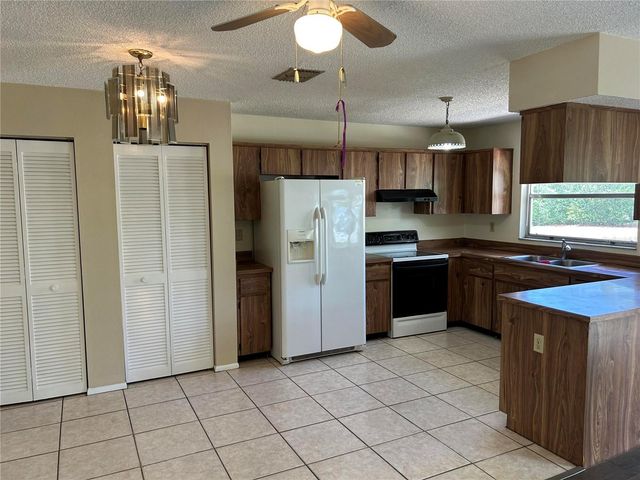 8907 WAYWARD CIRCLE, Hudson, FL 34667