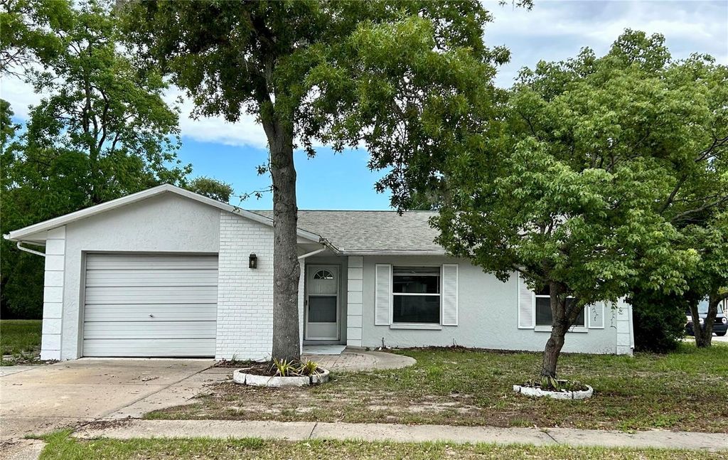 8907 WAYWARD CIRCLE, Hudson, FL 34667