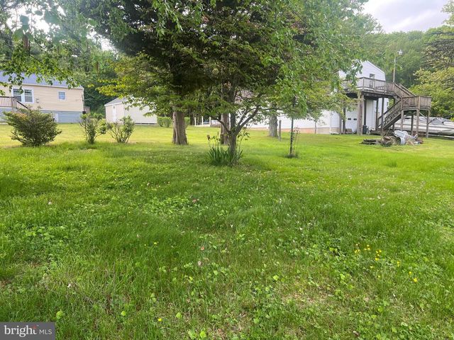 1531 CARPENTERS POINT RD, Perryville, MD 21903