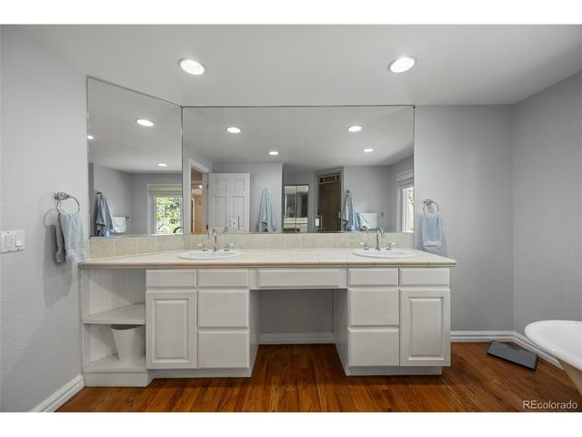 5165 S Clarkson St, Greenwood Village, CO 80121