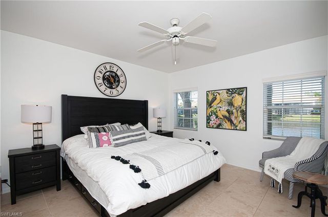 2516 Orchid Bay DR 101, Naples, FL 34109