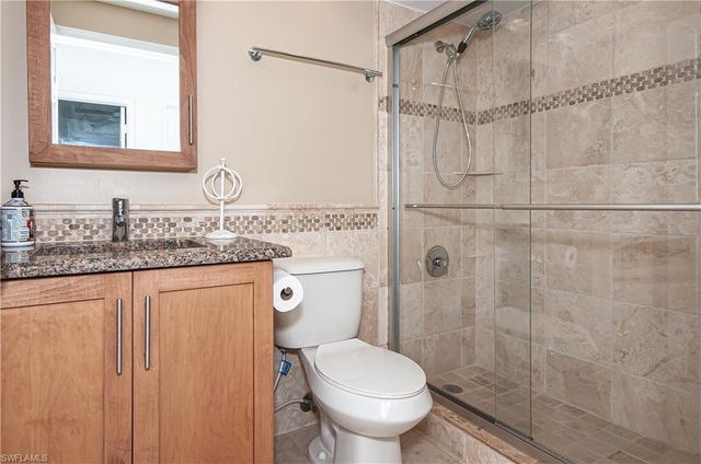 2516 Orchid Bay DR 101, Naples, FL 34109
