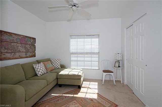 2516 Orchid Bay DR 101, Naples, FL 34109