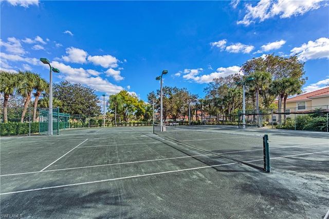 2516 Orchid Bay DR 101, Naples, FL 34109